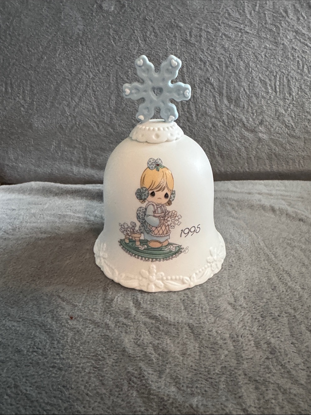 Precious Moments White Porcelain Bell with Light Blue Snowflake Finial 1995